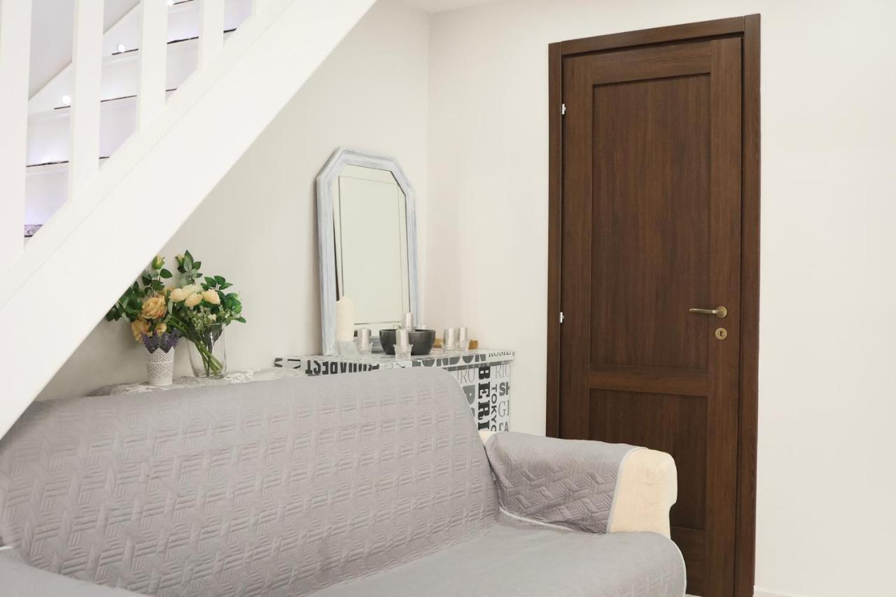 Modern By Sasy In The Centre Appartement Naples